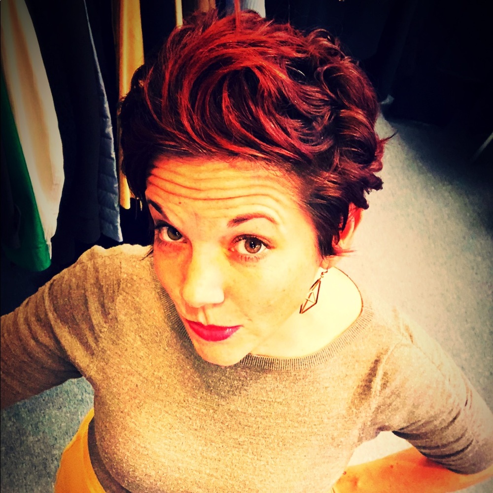 Meet your Posher, Abigail